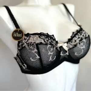 Felina Full Bust Support Underwire Chic Black and Cream Lace Bra w/ Bow Accents